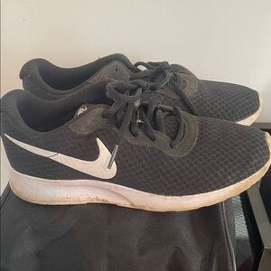 Nike Black and White Running Shoes